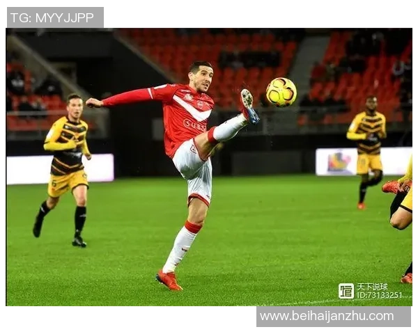 法乙联赛精彩对决图尔斯主场迎战阿雅克肖争夺三分荣耀